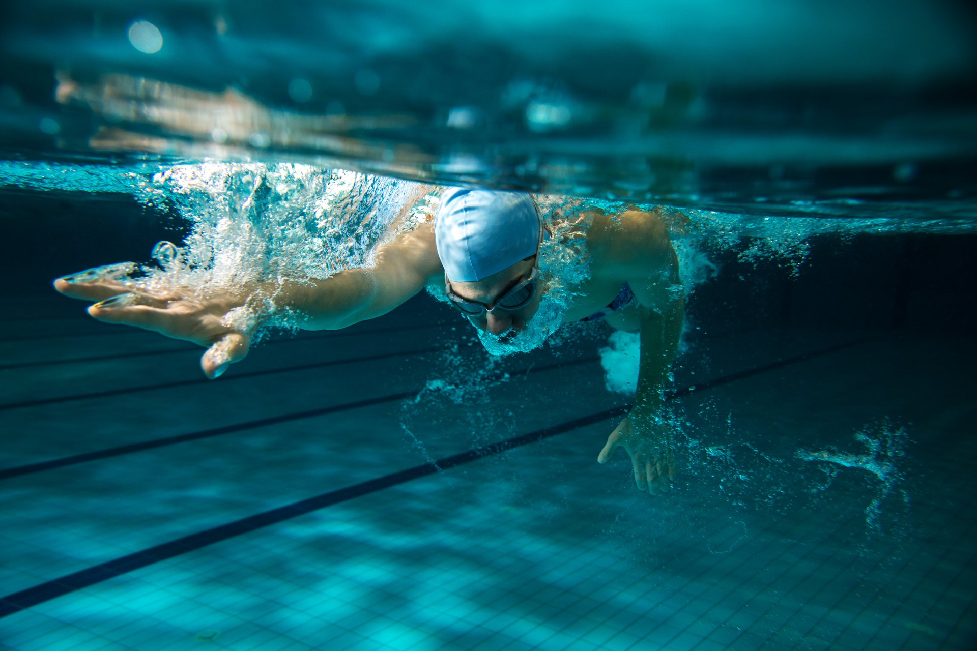 Schwimmer im Sportbecken